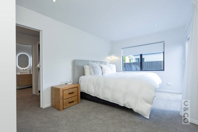 Photo of property in 7 Robert Might Road, Kumeu, 0810