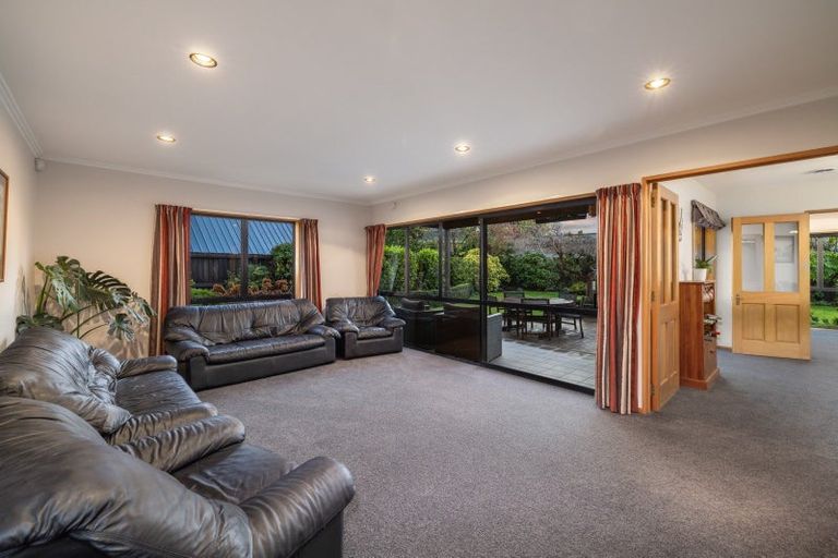 Photo of property in 12 Utah Place, Burwood, Christchurch, 8061
