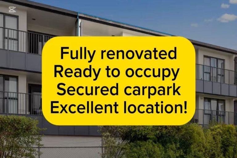 Photo of property in 12 Imperial Place, Henderson, Auckland, 0612