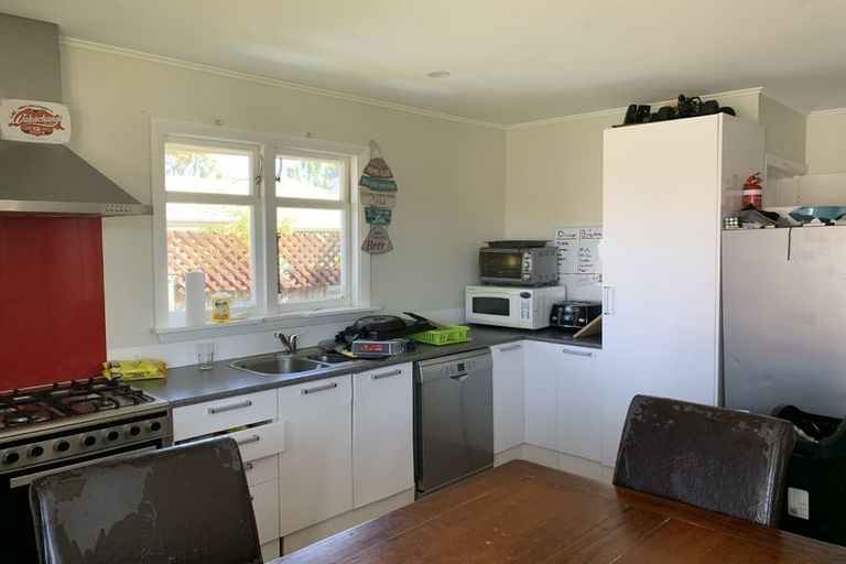 Photo of property in 2 Owens Terrace, Upper Riccarton, Christchurch, 8041