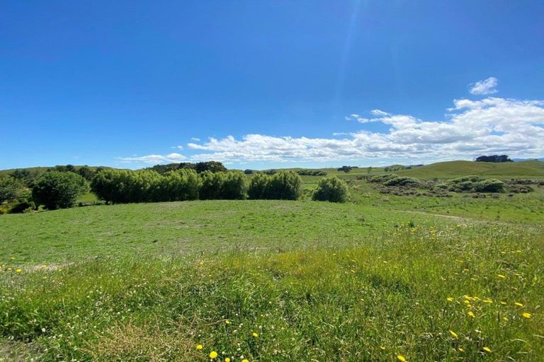 Photo of property in 644 Muhunoa Road West, Ohau, 5570