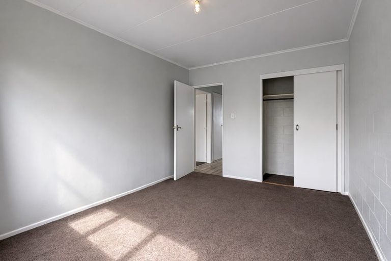 Photo of property in 46 Awamutu Grove, Waiwhetu, Lower Hutt, 5010