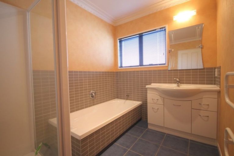 Photo of property in 17 Centreway, Pauanui, Hikuai, 3579