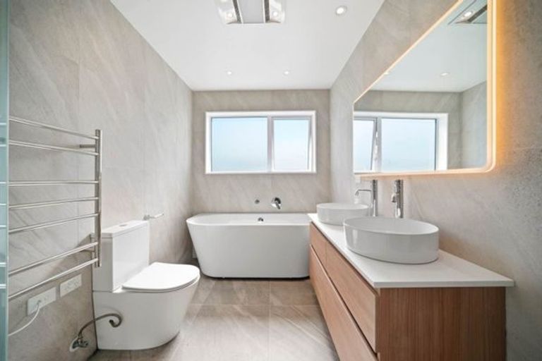 Photo of property in 123a Forrest Hill Road, Forrest Hill, Auckland, 0620