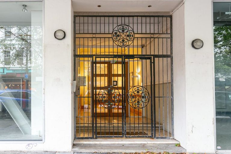 Photo of property in Columbia Apartments, 2/32 Cuba Street, Te Aro, Wellington, 6011