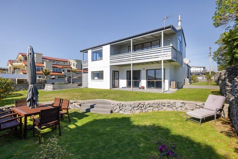 Photo of property in 1167 Papamoa Beach Road, Papamoa Beach, Papamoa, 3118