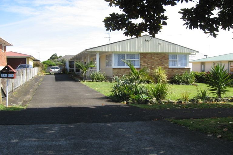 Photo of property in 1/21 Miro Road, Mangere Bridge, Auckland, 2022