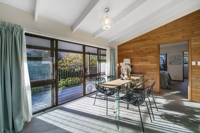 Photo of property in 3 Orinda Close, Botany Downs, Auckland, 2010