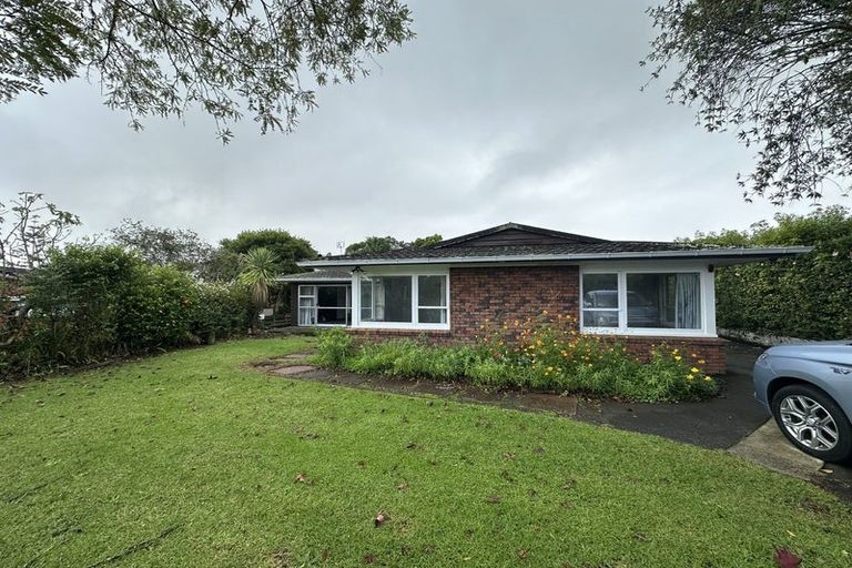 Photo of property in 91 Daffodil Street, Titirangi, Auckland, 0604