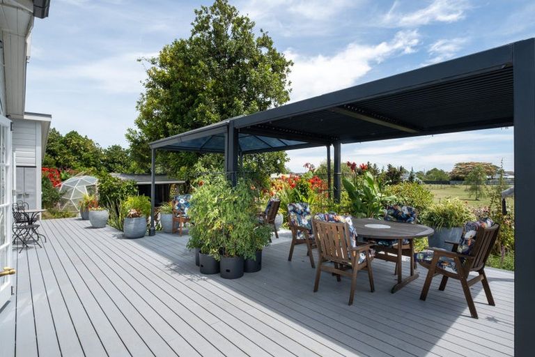 Photo of property in 104 Ferry Road, Clive, 4102