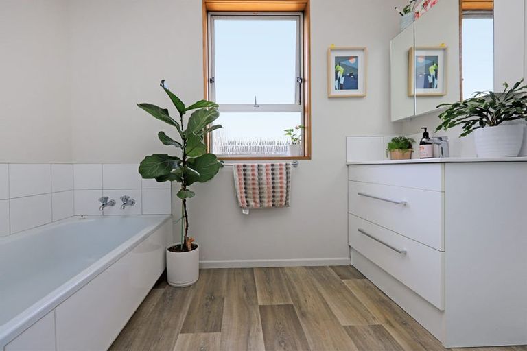 Photo of property in 805 Willowpark Road South, Akina, Hastings, 4122