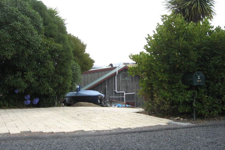 Photo of property in 27 Te Ara Crescent, Diamond Harbour, Lyttelton, 8971