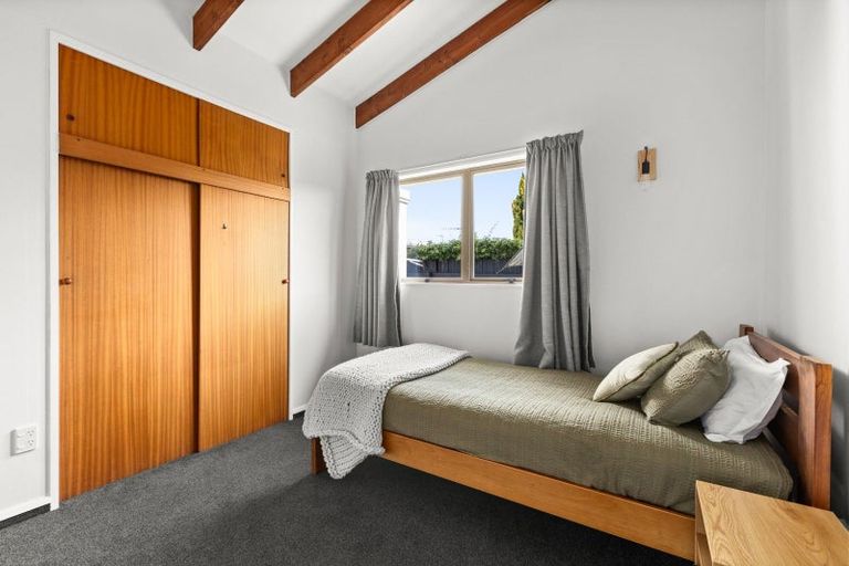 Photo of property in 1/50a Avenue Road, Greenmeadows, Napier, 4112