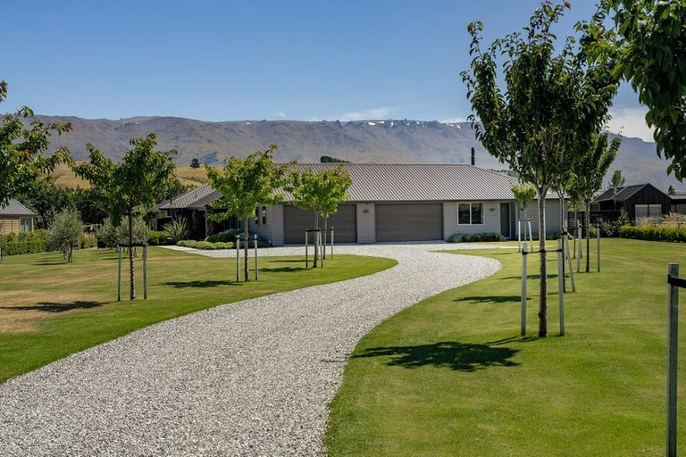 Photo of property in 5 Stout Terrace, Cromwell, 9310