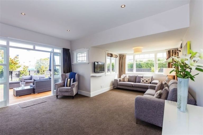 Photo of property in 43 Watford Street, Strowan, Christchurch, 8052