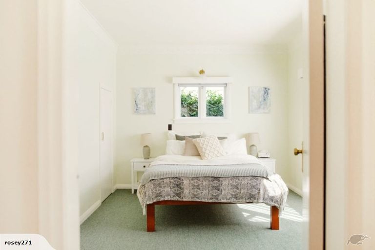 Photo of property in 33 Kiwi Street, Alicetown, Lower Hutt, 5010