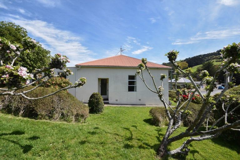 Photo of property in 26 Norwood Street, Normanby, Dunedin, 9010