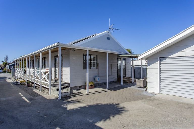 Photo of property in 1 Ensors Place, Waikuku Beach, 7402