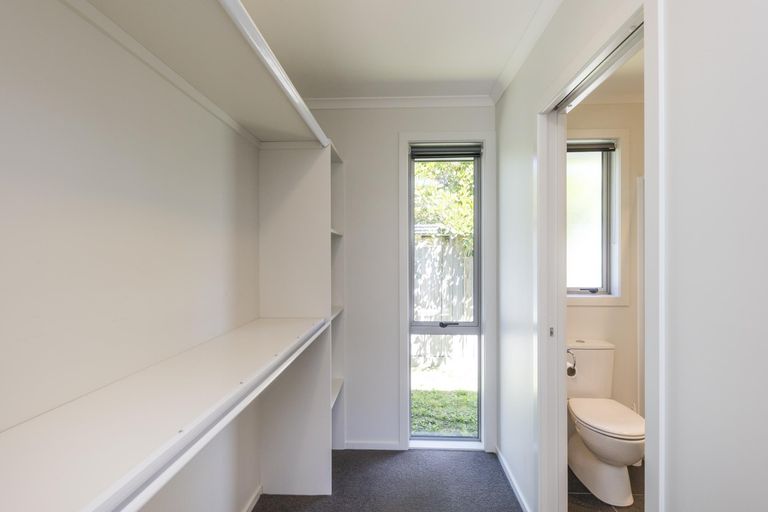 Photo of property in 49 Weston Avenue, Roslyn, Palmerston North, 4414