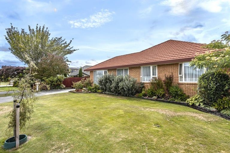 Photo of property in 4a-b Goodwood Close, Rangiora, 7400
