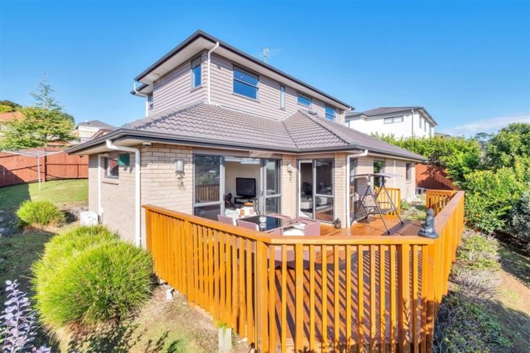 Photo of property in 17 Leafield Crescent, Henderson, Auckland, 0612