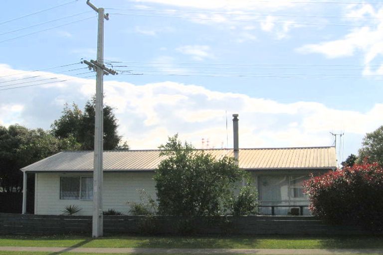 Photo of property in 407 Ngatai Road, Bellevue, Tauranga, 3110