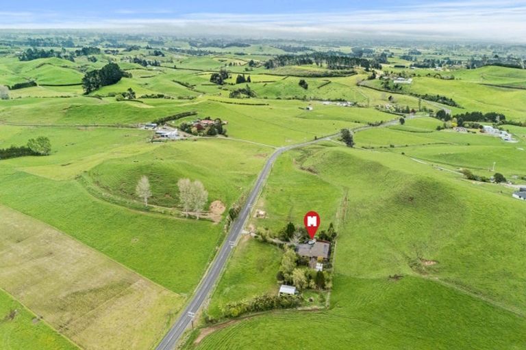 Photo of property in 863 Tarata Road, Kaimata, Inglewood, 4387