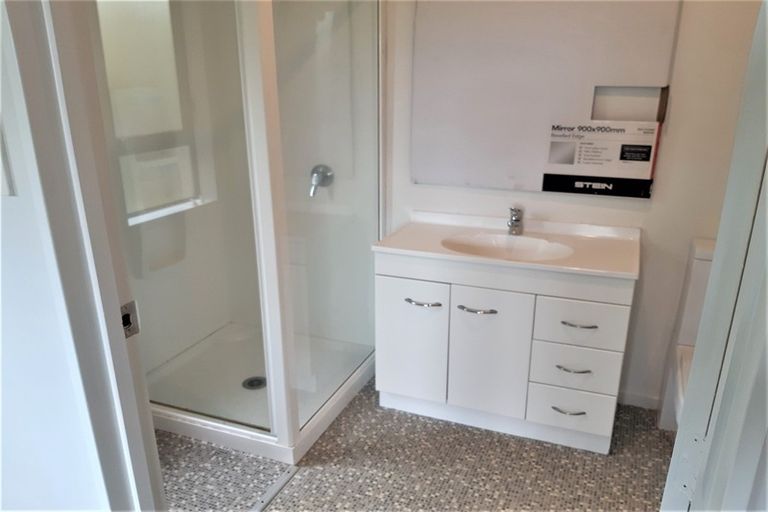 Photo of property in 56 Halberg Street, Glenfield, Auckland, 0629