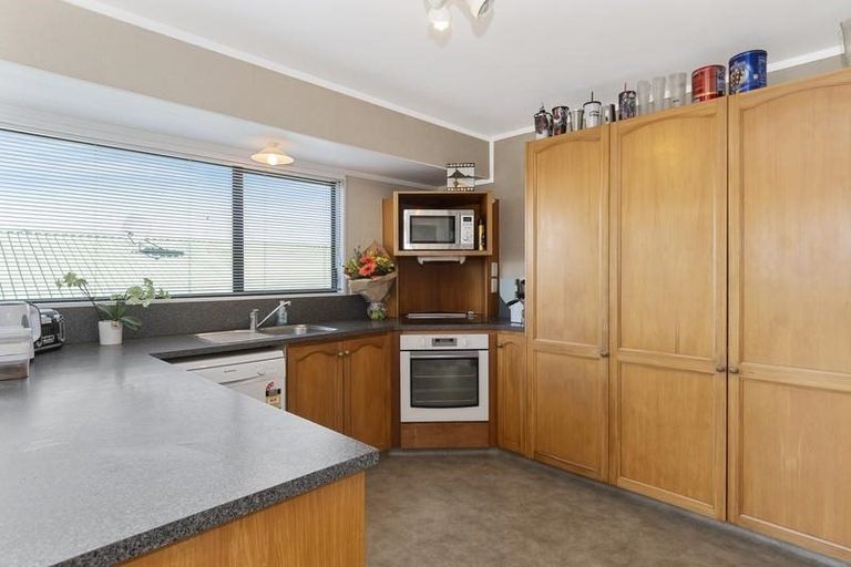 Photo of property in 18a Milton Road, Hospital Hill, Napier, 4110