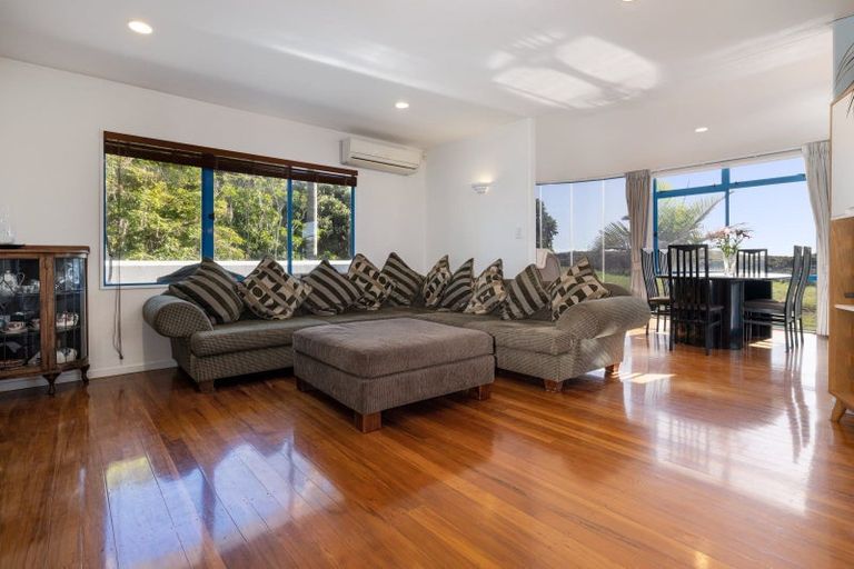 Photo of property in 336 Papamoa Beach Road, Papamoa Beach, Papamoa, 3118