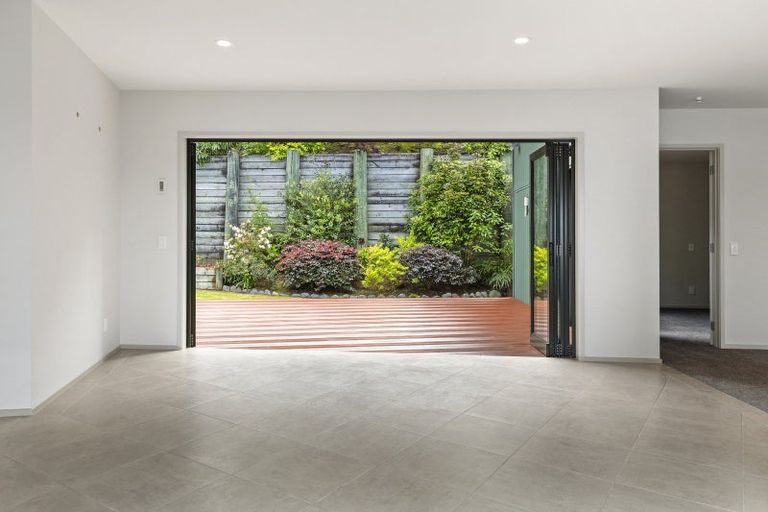 Photo of property in 868 Acacia Bay Road, Acacia Bay, Taupo, 3330