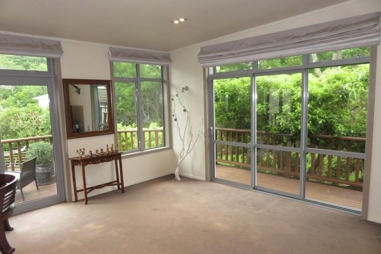 Photo of property in 241 Middleton Road, Glenside, Wellington, 6037