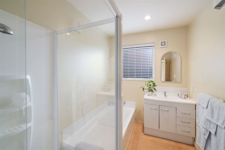 Photo of property in 117 Idris Road, Strowan, Christchurch, 8052