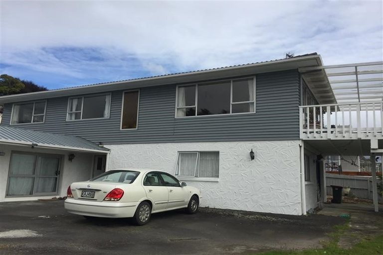 Photo of property in 12 Brunner Road, Glen Eden, Auckland, 0602