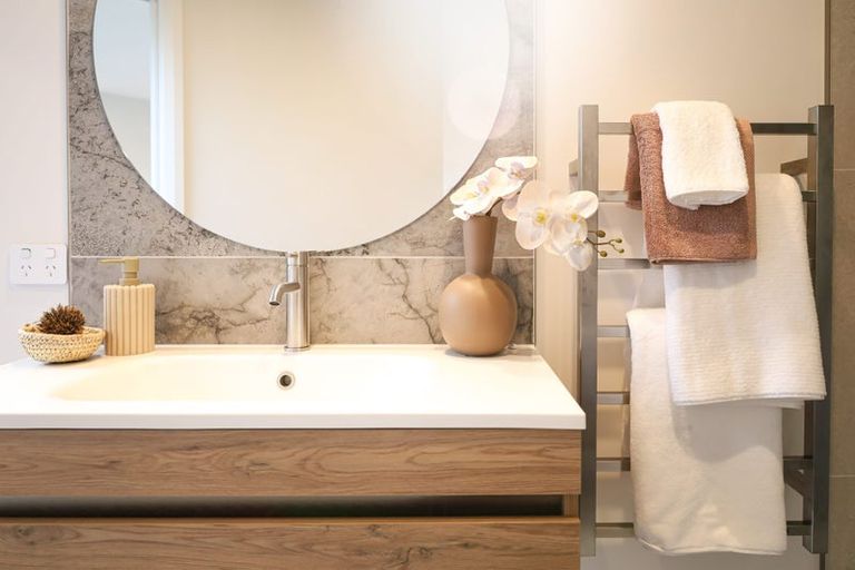 Photo of property in 1 Samuel Place, Terrace End, Palmerston North, 4410