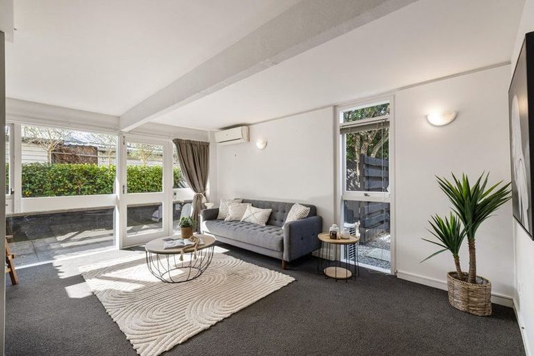 Photo of property in 4/78a Holly Road, St Albans, Christchurch, 8014