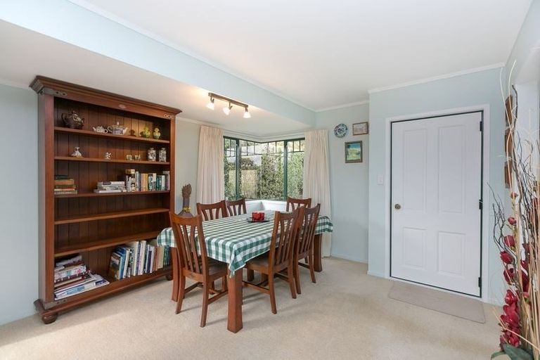 Photo of property in 6 Pararewa Drive, Whalers Gate, New Plymouth, 4310