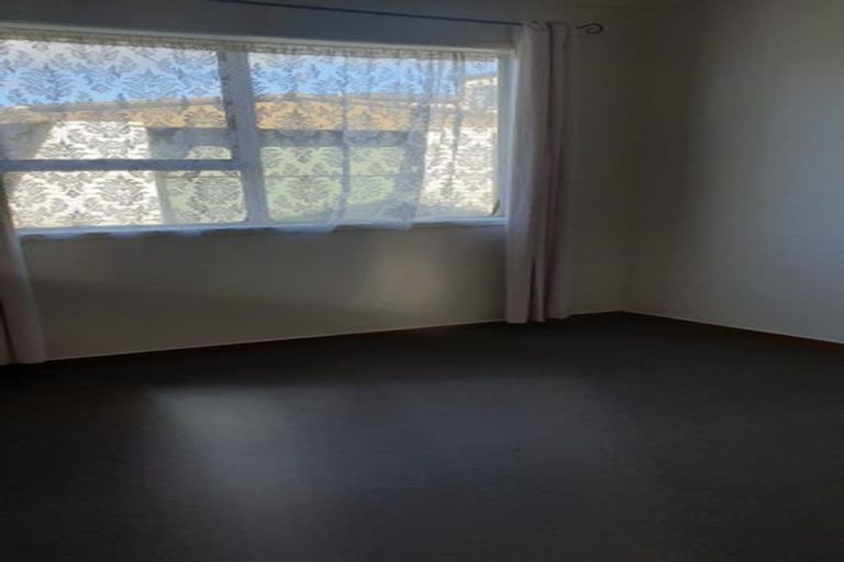 Photo of property in 121a Russell Road, Manurewa, Auckland, 2102