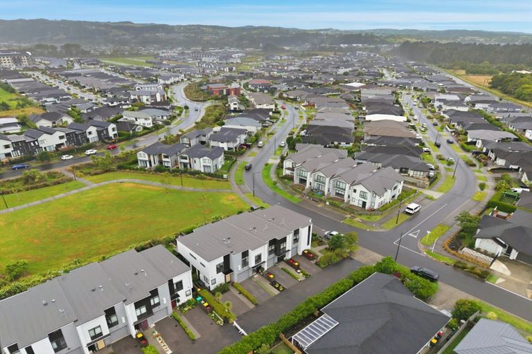 Photo of property in 11b Nellie Drive, Kumeu, 0810