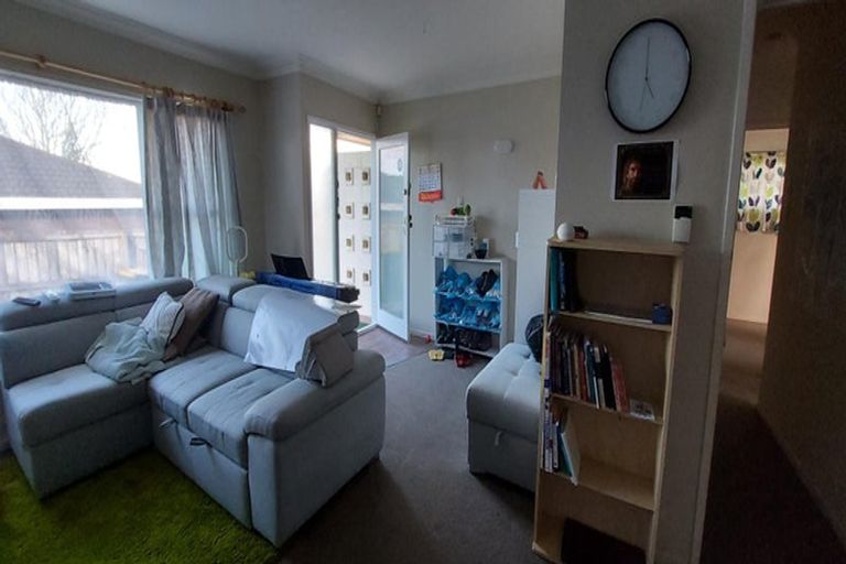 Photo of property in 4/96 Titirangi Road, New Lynn, Auckland, 0600