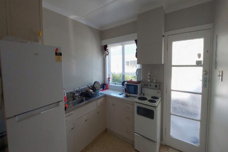 Photo of property in 1/196 Regan Street, Stratford, 4332