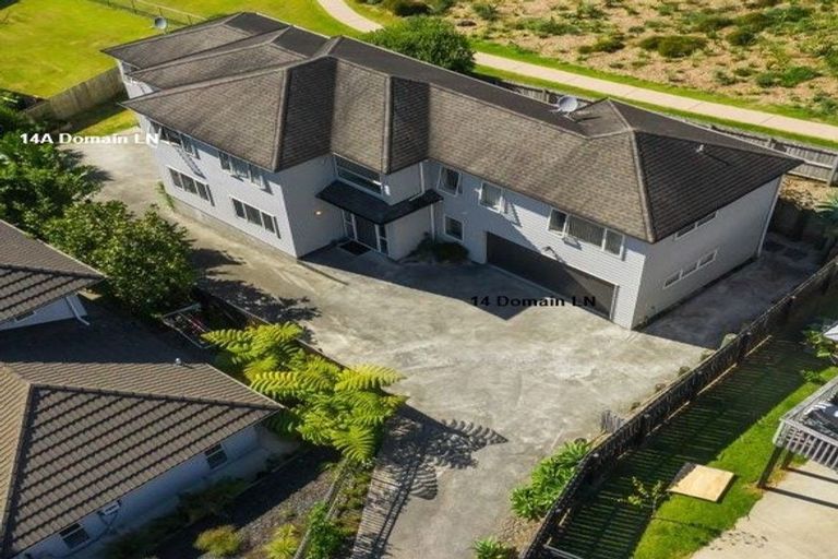 Photo of property in 14 Domain Lane, Mangere Bridge, Auckland, 2022