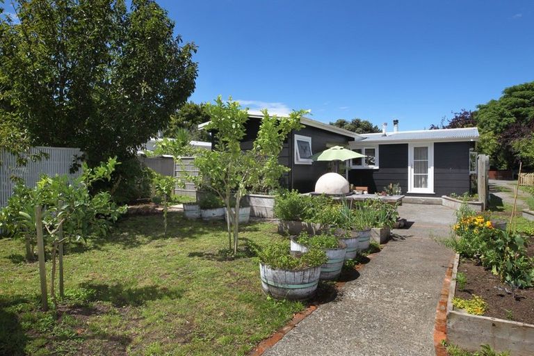 Photo of property in 11-13 Kuku Street, Te Awanga, 4102