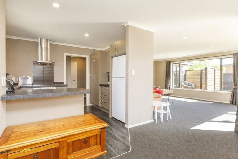 Photo of property in 5 Angelina Way, Kelvin Grove, Palmerston North, 4414