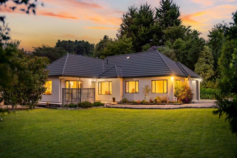 Photo of property in 31a Emerald Hill Drive, Birchville, Upper Hutt, 5018