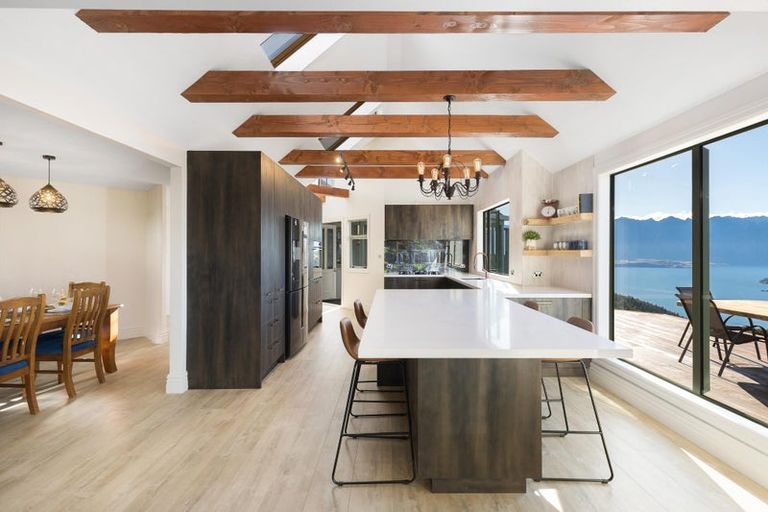 Photo of property in 15 Summit Lane, Ben Lomond, Queenstown, 9371