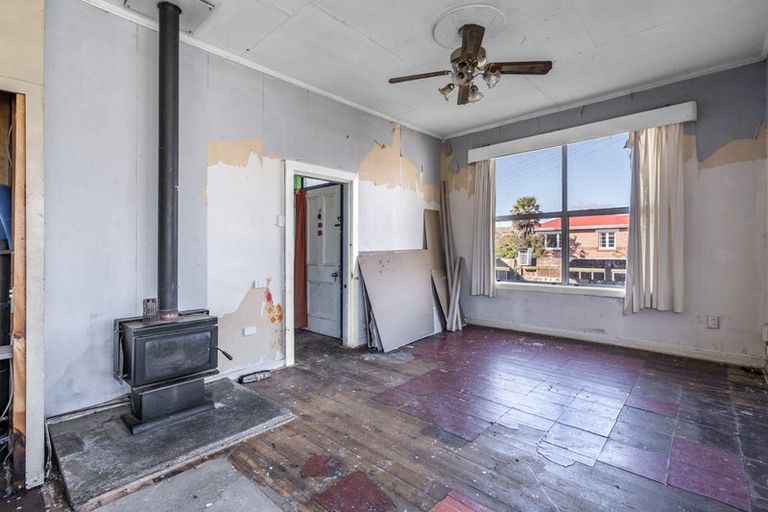 Photo of property in 4 Waverley Street, East Gore, Gore, 9710