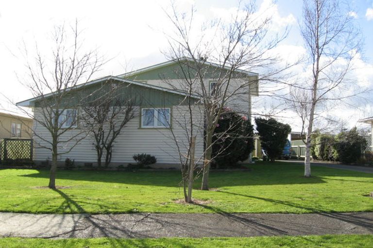 Photo of property in 10 Fairview Avenue, Feilding, 4702