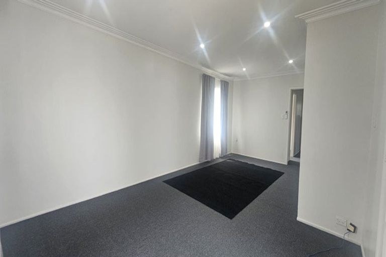 Photo of property in 3/30 Pah Road, Papatoetoe, Auckland, 2025