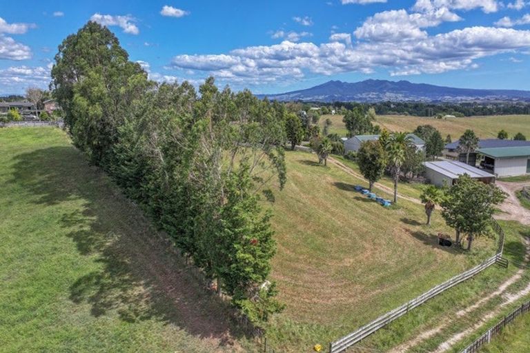 Photo of property in 800 Tuhikaramea Road, Ngahinapouri, Hamilton, 3290